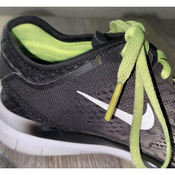 Nike Free 5.0 TR Fit 5 Women’s US Size 6.5 Running Shoes Black Volt 704695-014 - Picture 3 of 12